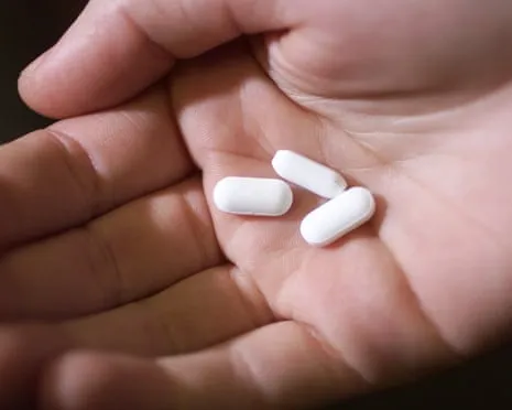 Daily Aspirin Reveals ‘Huge Effect’ in Preventing Bowel Cancer Relapse, Study Confirms